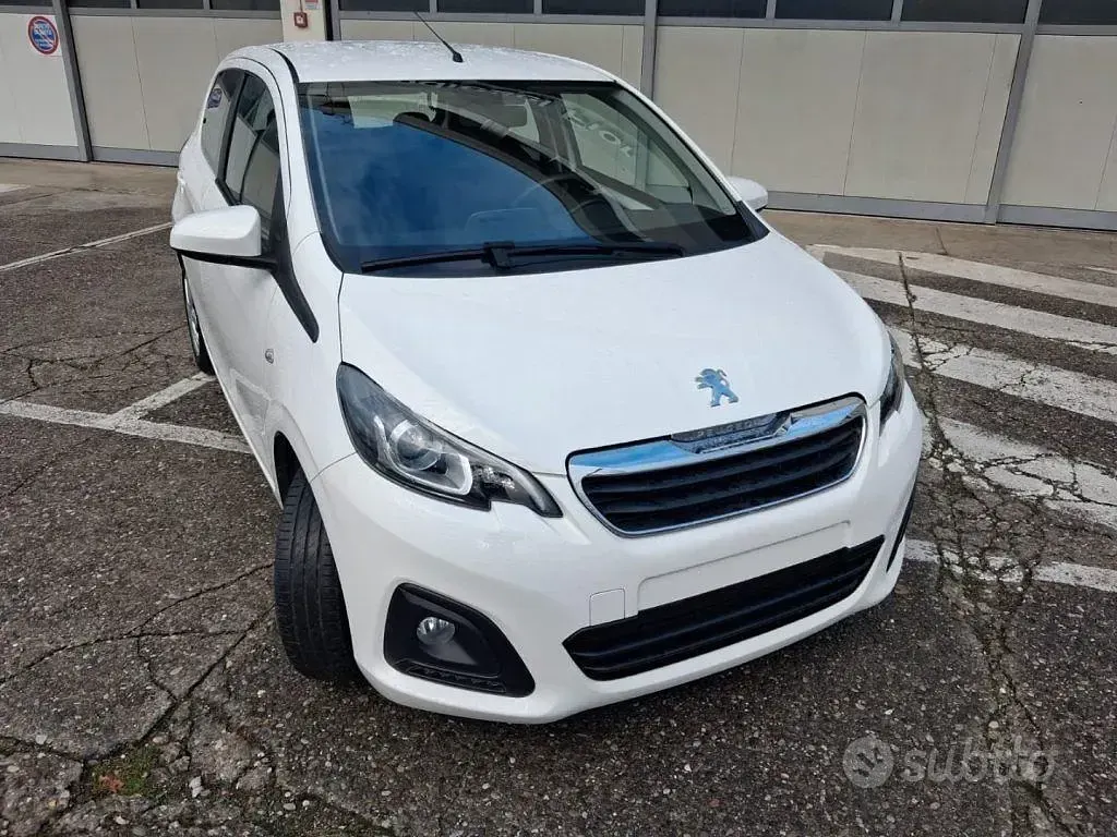 Usata Peugeot 108 Active 72 CV (52 kW) 2020 Bianco Berlina