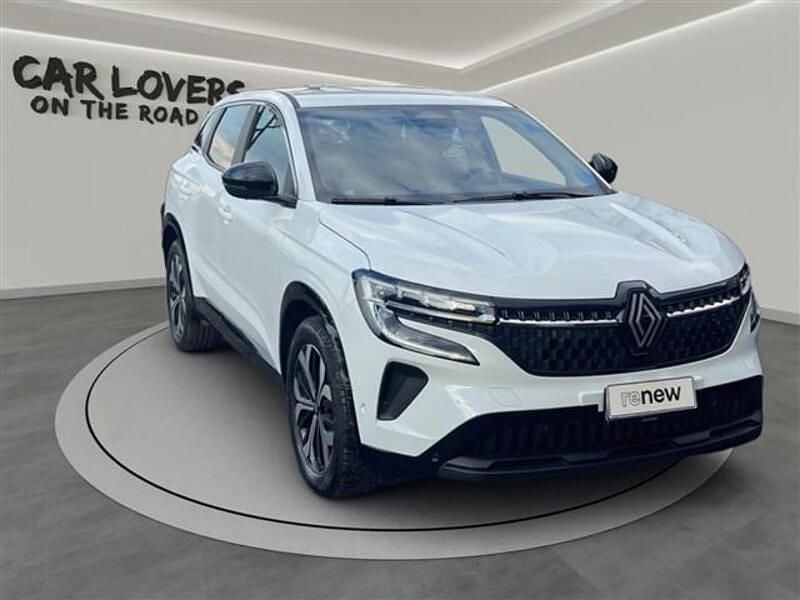 Usata Renault Austral Equilibre 131 CV (96 kW) 2023 369 bianco ghiaccio SUV