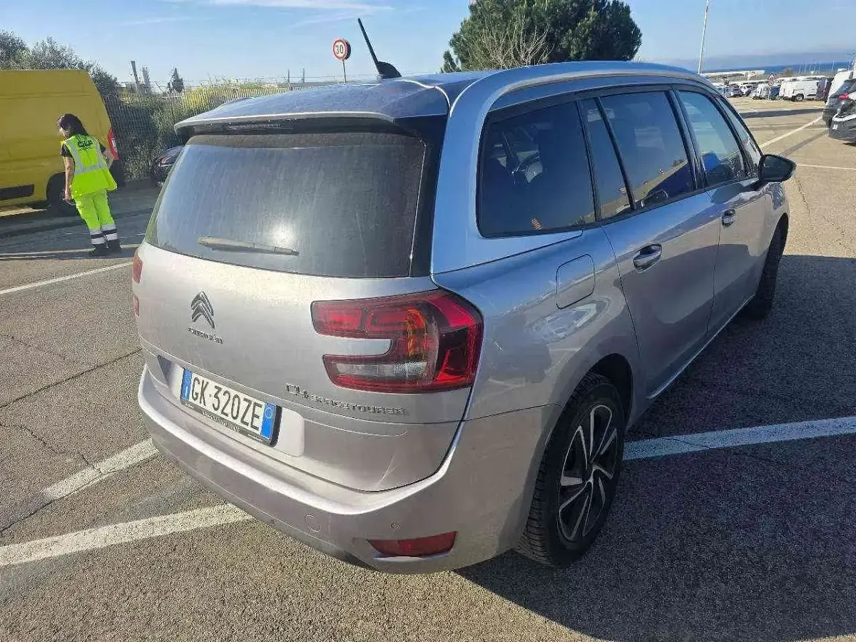 Usata Citroën C4 SpaceTourer Shine 131 CV (96 kW) 2022 Grigio Monovolume
