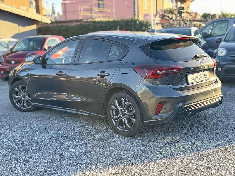Usata Ford Focus ST-Line 125 CV (91 kW) 2022 Grigio Berlina