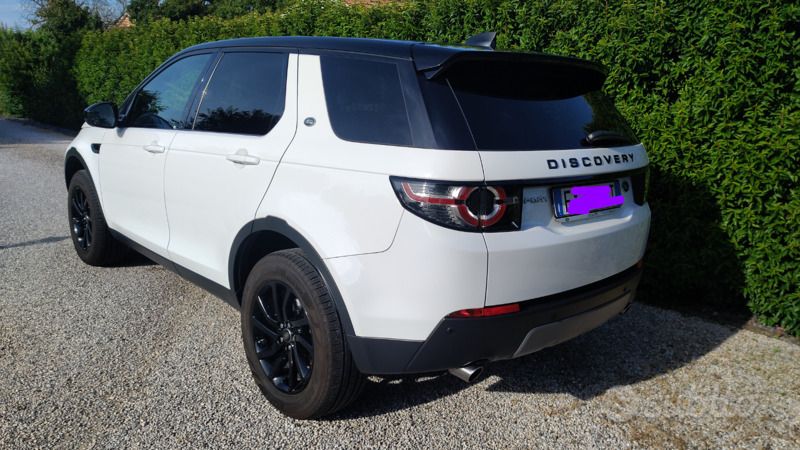 Bianco Usata 2019 Land Rover Discovery Sport SUV | 16.950 € (Ottimo prezzo) - Immagine 1/4