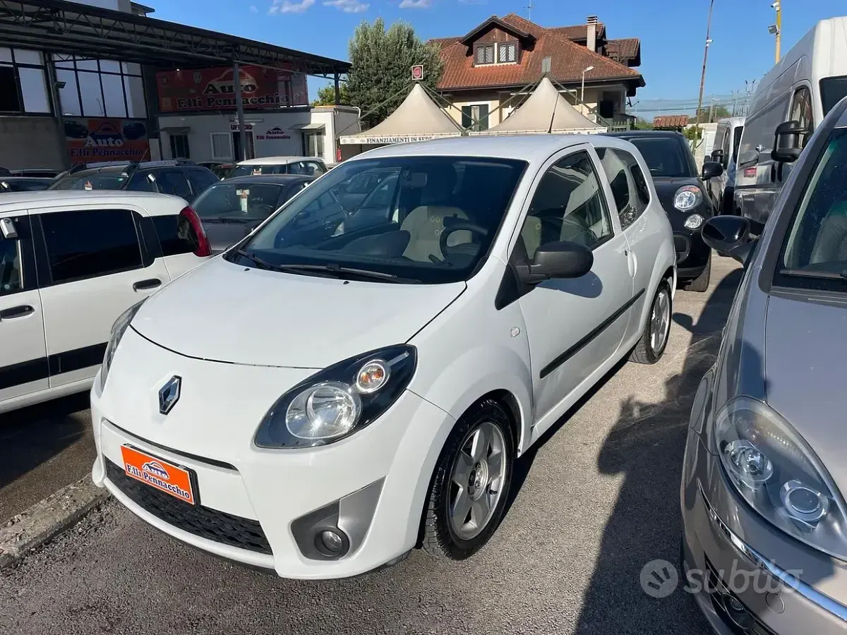 Usata Renault Twingo 75 CV (55 kW) 2010 Bianco Utilitaria