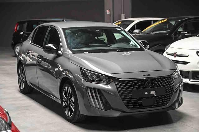 Usata Peugeot 208 Allure 101 CV (74 kW) 2025 Grigio Utilitaria