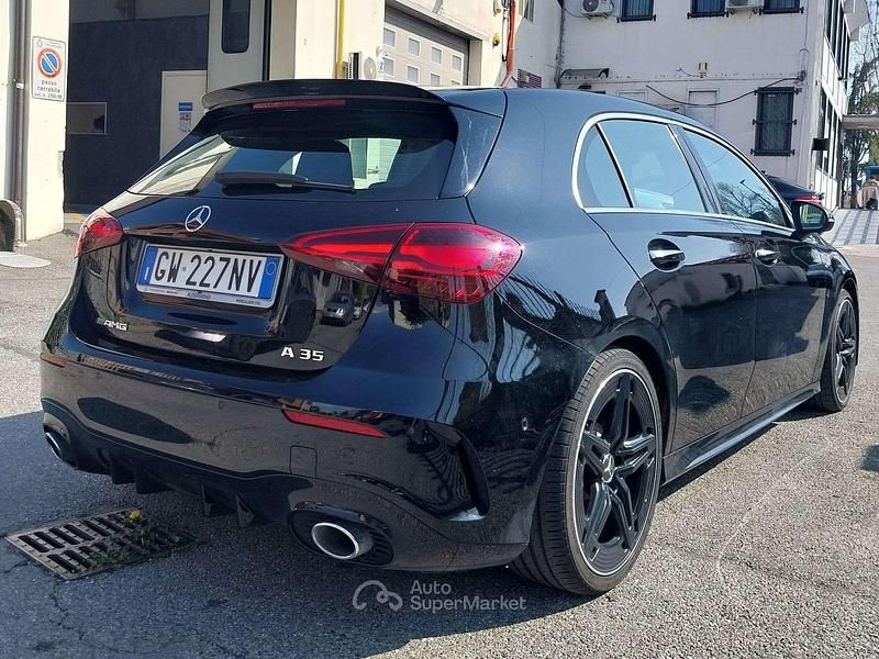 Begagnad Mercedes A35 AMG AMG 306 HK (225 kW) 2024 Svart Sedan
