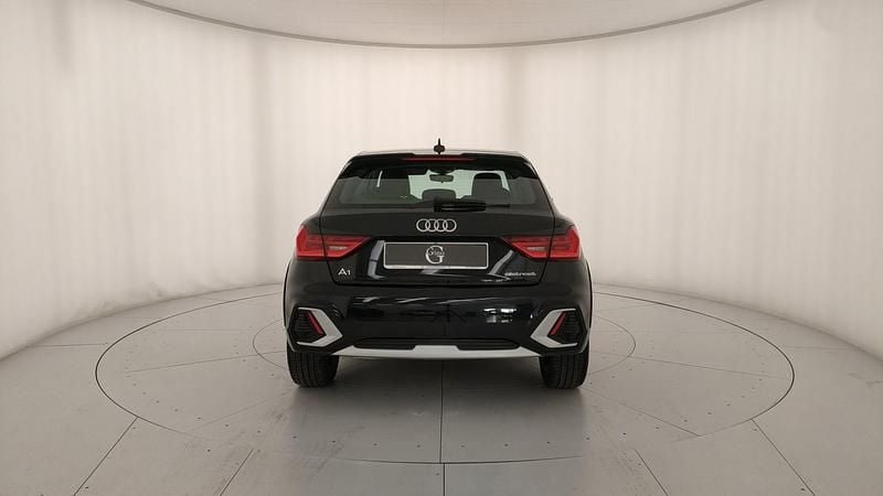Usata Audi A1 Design 110 CV (80 kW) 2022 Nero SUV