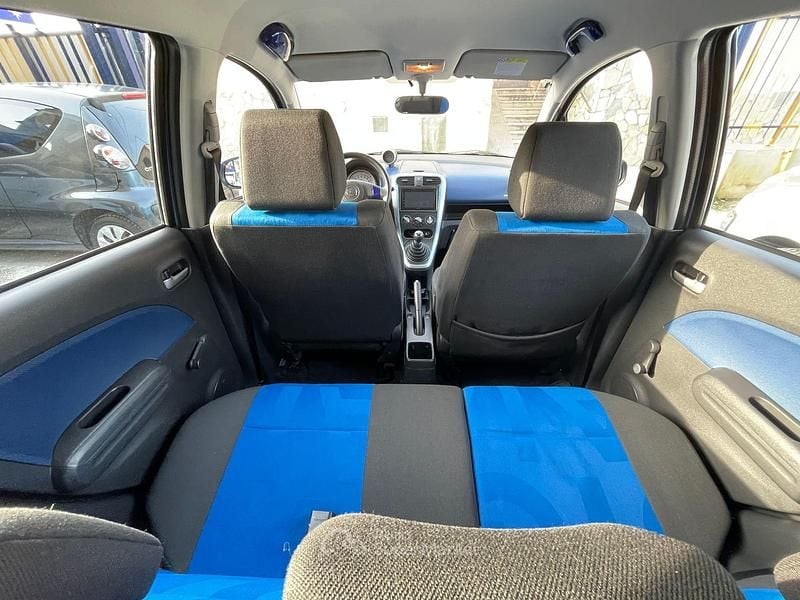 Usata Opel Agila 65 CV (47 kW) 2009 Blu Utilitaria