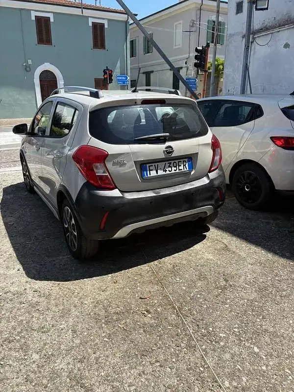 Usata Opel Karl Rocks S 75 CV (55 kW) 2019 Utilitaria