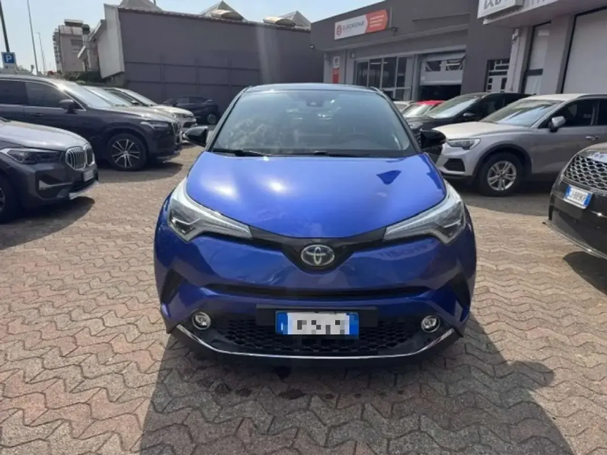 Usata Toyota C-HR Sport 98 CV (72 kW) 2018 Celeste SUV