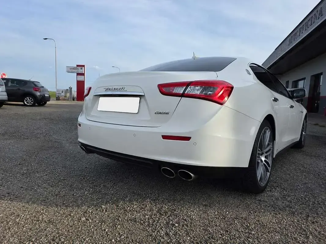 Usata Maserati Ghibli 275 CV (202 kW) 2016 Berlina