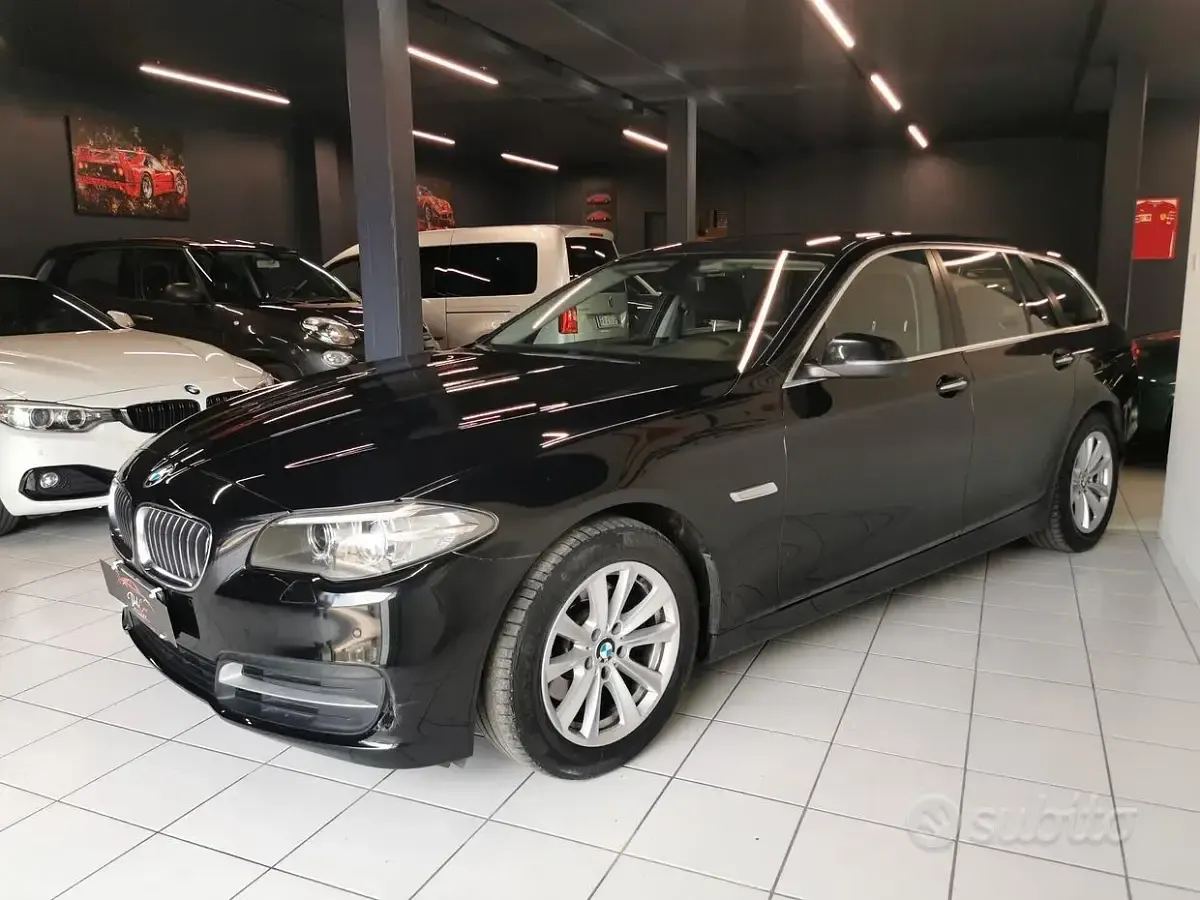 Usata BMW 520 184 CV (135 kW) 2015 Nero Station wagon