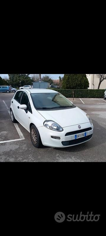 Usata Fiat Punto Evo 75 CV (55 kW) 2012 Bianco Utilitaria