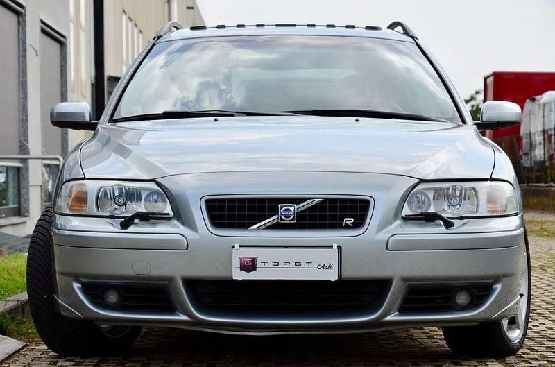 Usata Volvo V70 300 CV (220 kW) 2006 Argento Station wagon