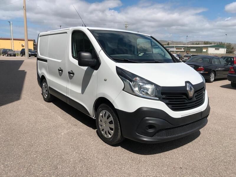Usata Renault Trafic 115 CV (84 kW) 2015 Bianco Monovolume