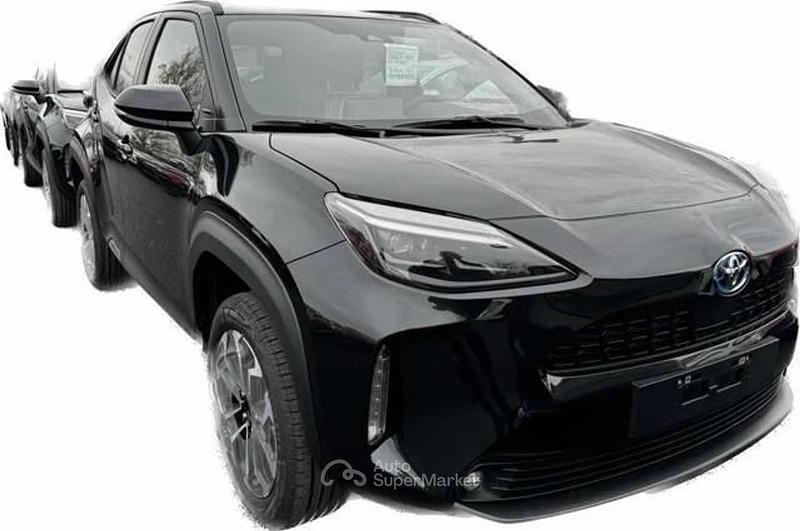 Usata Toyota Yaris Cross Trend 116 CV (85 kW) 2024 Grigio scuro metallizzato SUV