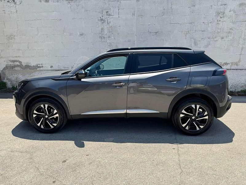 Usata Peugeot 2008 Allure 131 CV (96 kW) 2022 Grigio SUV