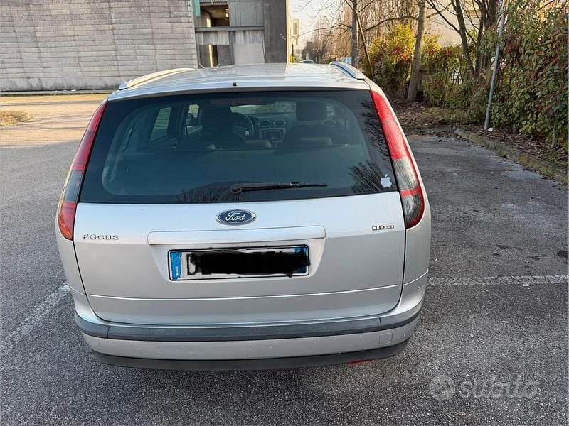 Usata Ford Focus 2009 Grigio Station wagon