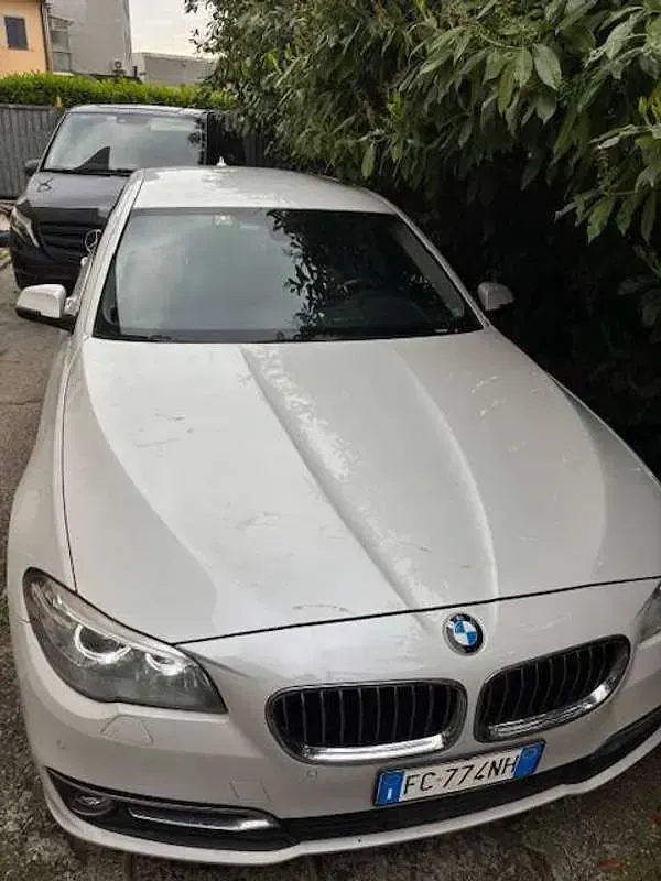 Usata BMW 530 254 CV (186 kW) 2016 Bianco Station wagon