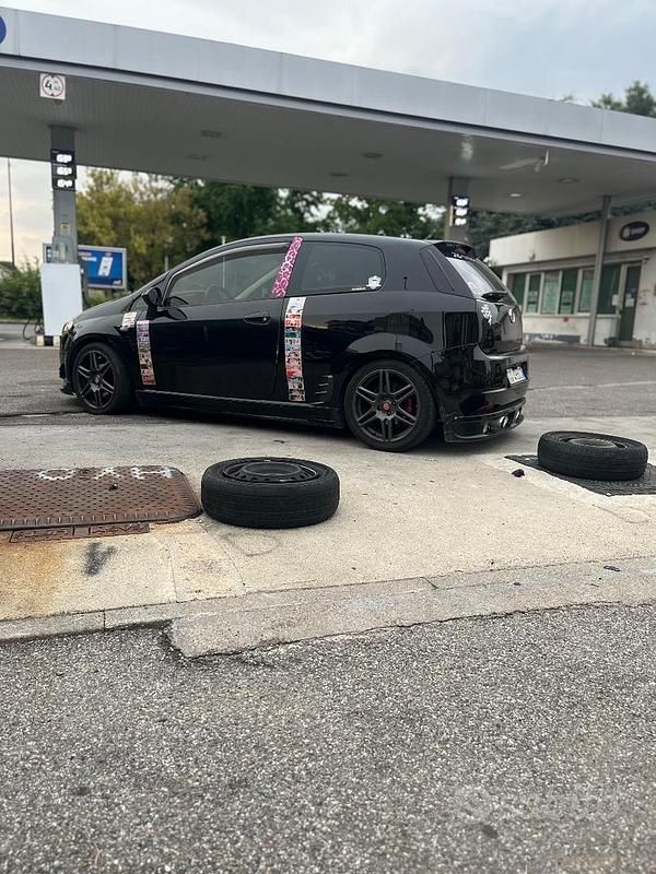 Usata Fiat Grande Punto 77 CV (56 kW) 2007 Nero Utilitaria