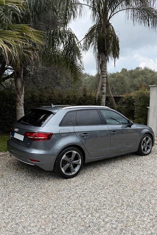Usata Audi A3 110 CV (80 kW) 2017 Grigio Utilitaria
