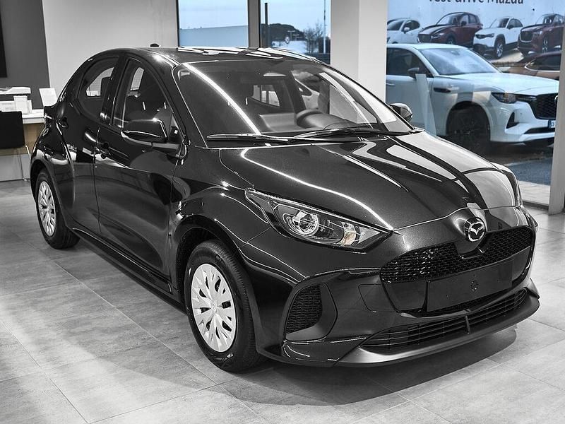 Nuova Mazda 2 116 CV (85 kW) 2025 Opera black Utilitaria