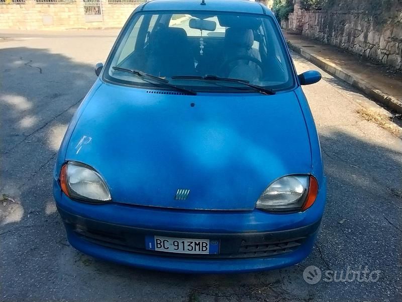Usata Fiat 600 1999 Blu Berlina