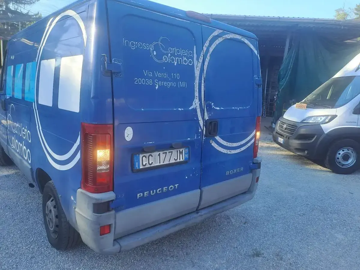 Usata Peugeot Expert 109 CV (80 kW) 2003 Other Furgone