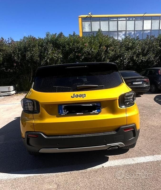 Usata Jeep Avenger Summit 101 CV (74 kW) 2023 SUV