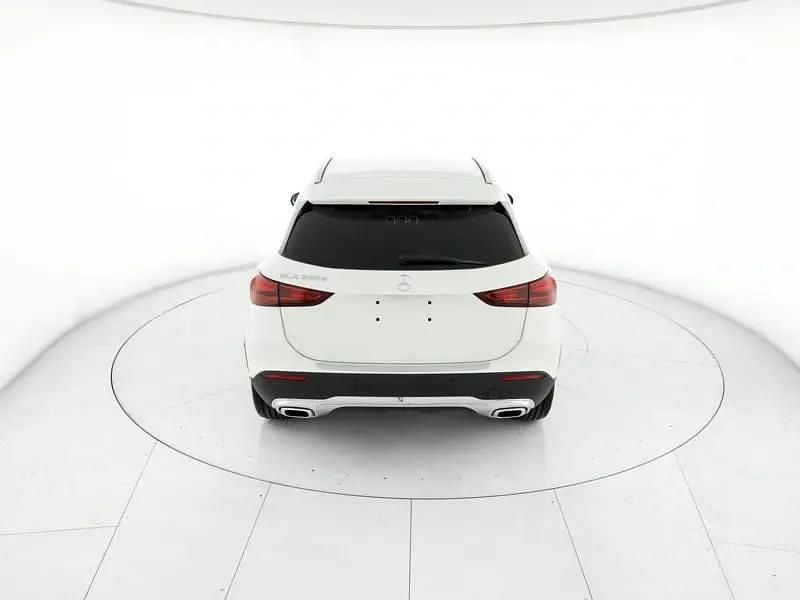 Nuova Mercedes GLA200 Progressive 150 CV (110 kW) 2026 Bianco SUV
