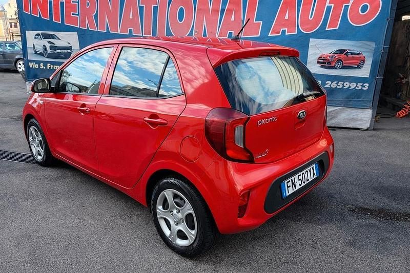Usata Kia Picanto 66 CV (48 kW) 2018 Rosso Utilitaria