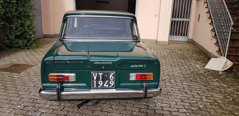 Usata Alfa Romeo Giulia 1300 Ti 82 CV (60 kW) 1967 Verde Berlina