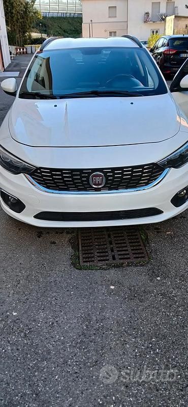 Usata Fiat Tipo Lounge 120 CV (88 kW) 2020 Bianco Station wagon