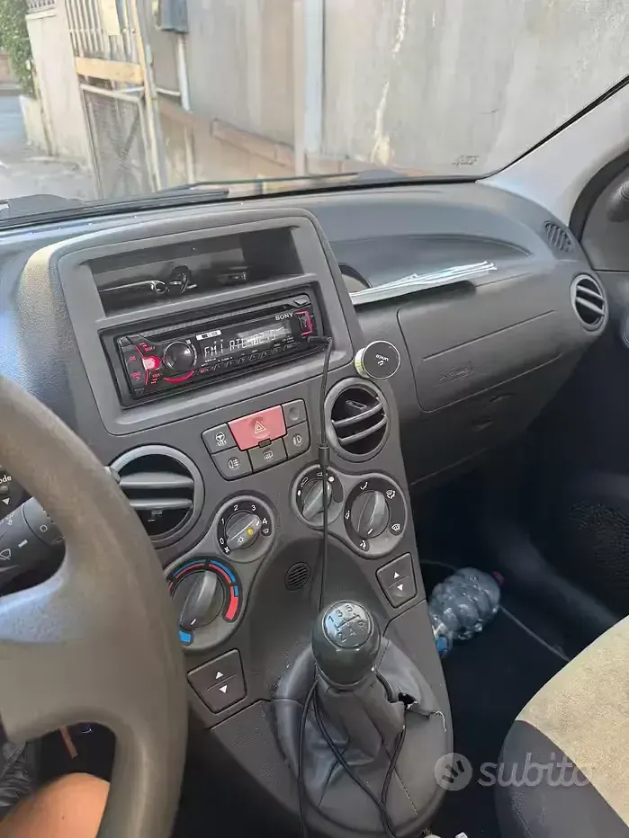 Usata Fiat Panda 60 CV (44 kW) 2010 Verde Utilitaria