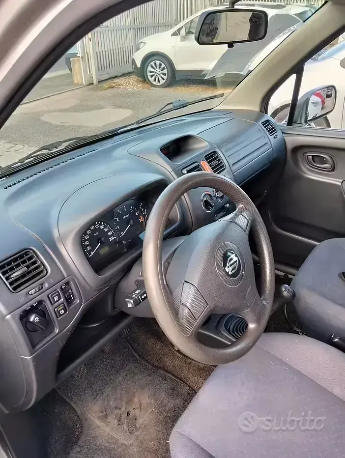 Second-hand Suzuki Wagon R+ GL 94 CP (69 kW) 2004 Gri Monovolum