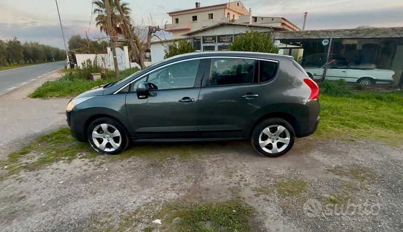 Usata Peugeot 3008 110 CV (80 kW) 2013 Grigio Station wagon