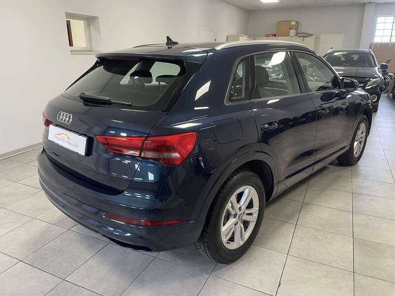 Usata Audi Q3 Business 150 CV (110 kW) 2020 Blu/azzurro SUV