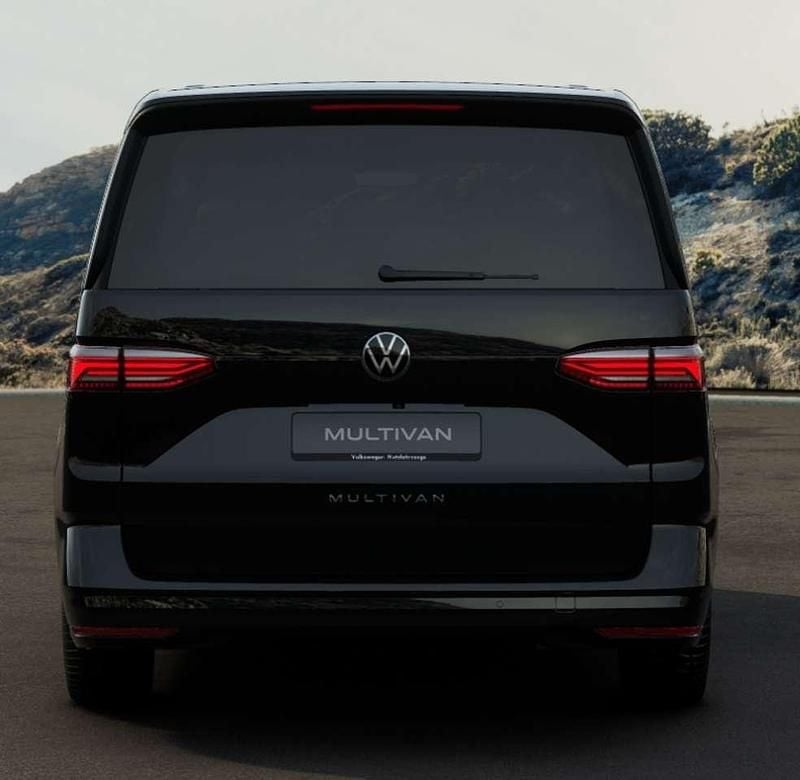 Nuova VW Multivan Life 150 CV (110 kW) 2026 Nero Furgone