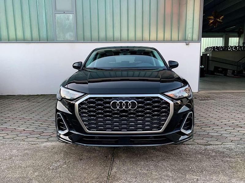 Usata Audi Q3 Sportback S-Line 150 CV (110 kW) 2022 Nero SUV