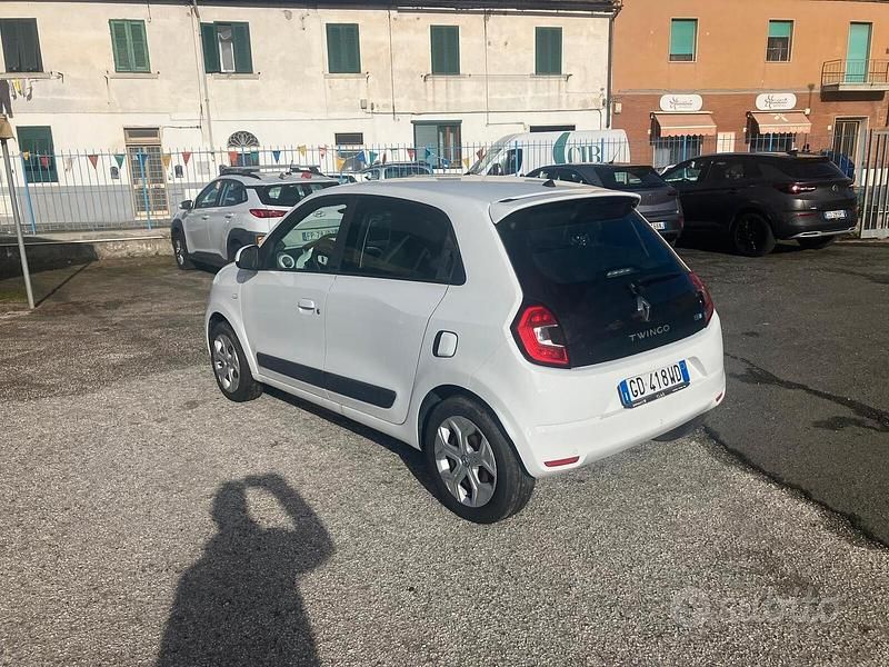 Usata Renault Twingo Zen 60 kW (82 CV) 2021 Bianco Utilitaria