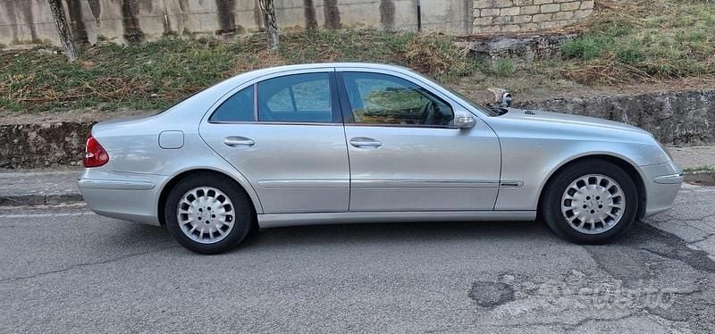 Usata Mercedes E220 2005