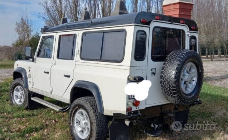 Usata Land Rover Defender 122 CV (89 kW) 2002 Bianco SUV