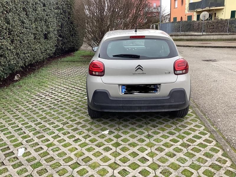 Usata Citroën C3 PureTech 83 CV (61 kW) 2024 Beige Berlina