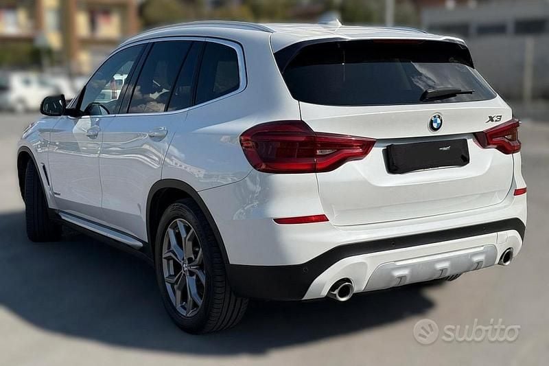 Usata BMW X3 Efficient Dynamics 190 CV (139 kW) 2018 Bianco SUV
