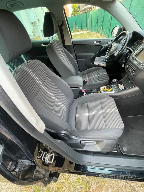 Usata VW Tiguan 140 CV (102 kW) 2011 Nero SUV