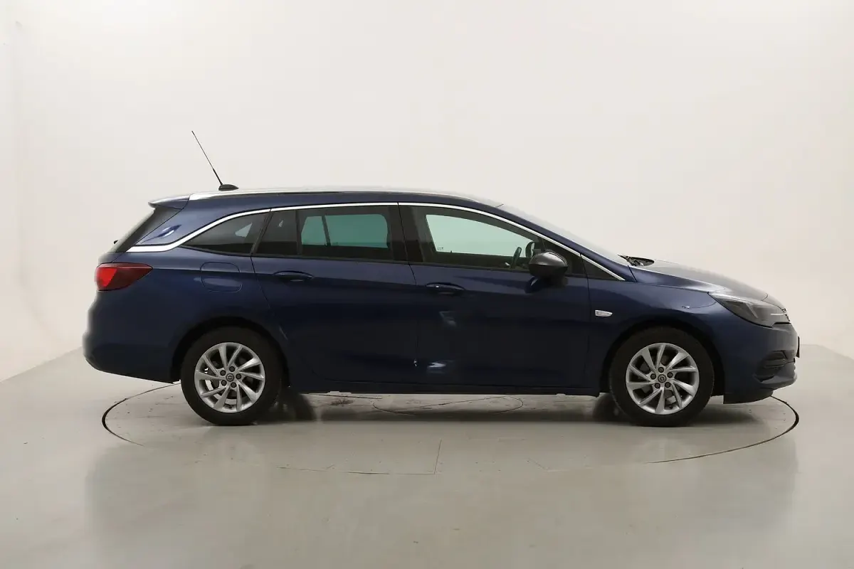 Usata Opel Astra Business Elegance 122 CV (89 kW) 2021 Station wagon