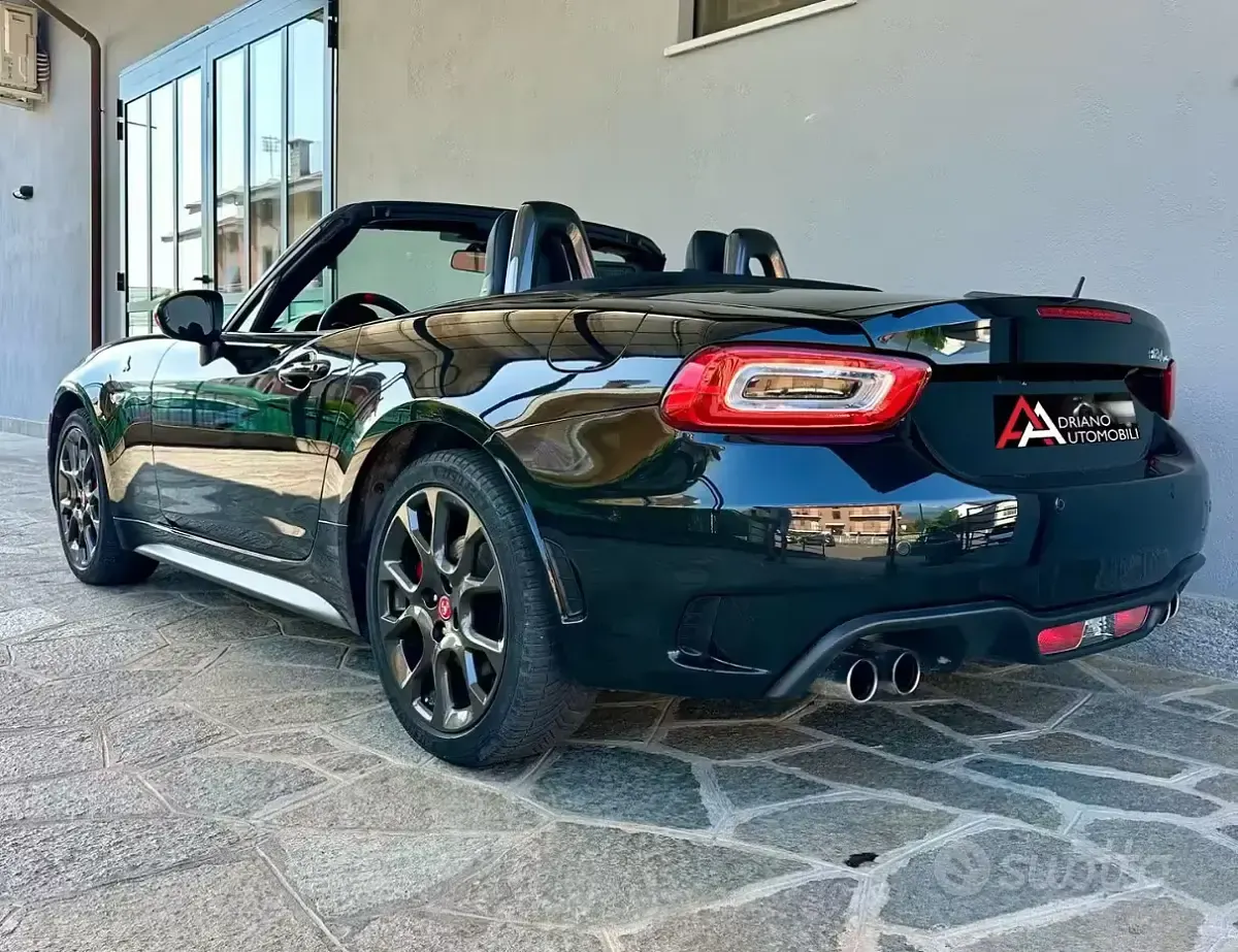 Usata Abarth 124 Spider 170 CV (125 kW) 2018 Nero Cabrio