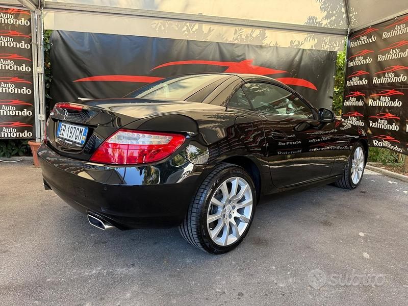 Occasion Mercedes SLK200 184 ch (135 kW) 2013 Noir Cabriolet