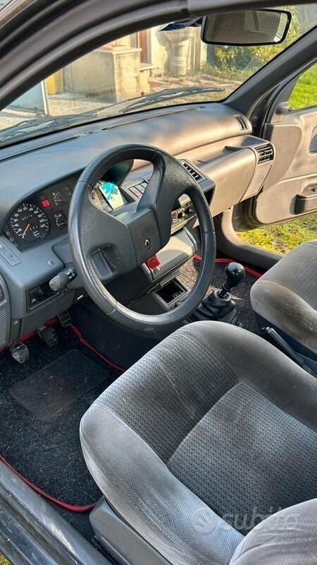 Usata Renault Clio 1992 Nero Utilitaria