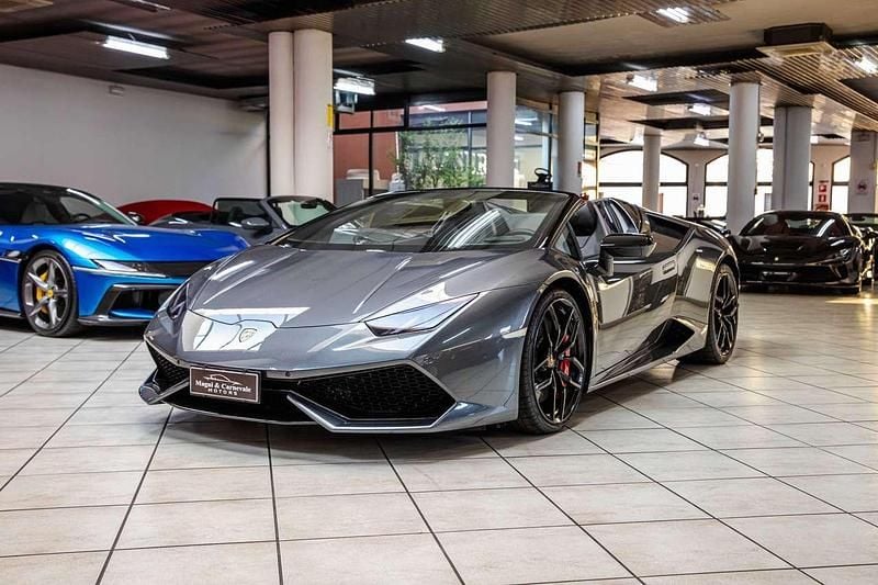 Usata Lamborghini Huracán 610 CV (448 kW) 2018 Grigio lynx Cabrio