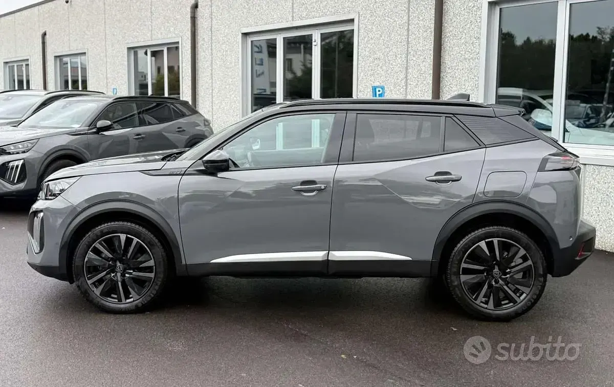 Usata Peugeot 2008 GTi 131 CV (96 kW) 2024 Grigio SUV