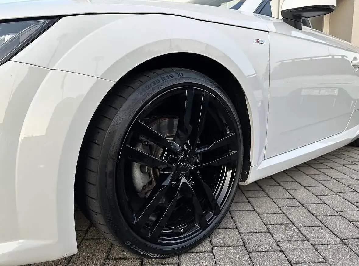 Usata Audi TT Roadster Sport 230 CV (169 kW) 2015 Bianco Cabrio